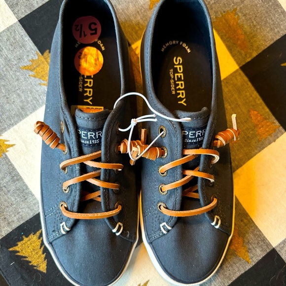Sperry Shoes - SPERRY Brand New WO tags Women’s  size 5.5
